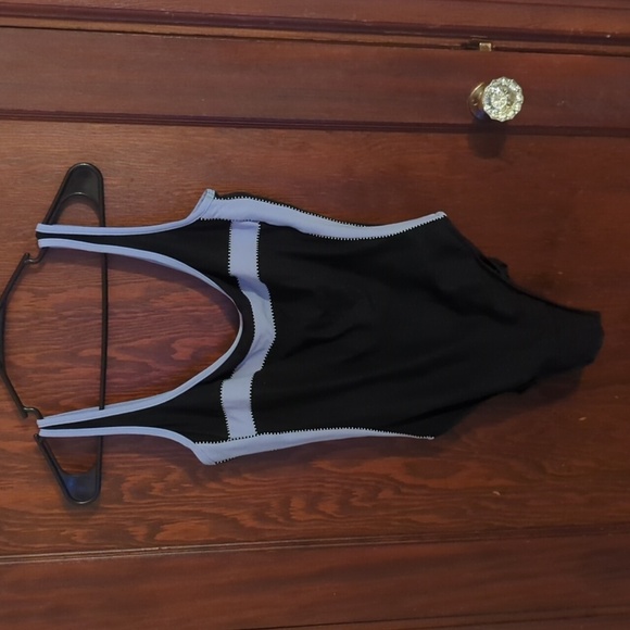Magicsuit Black & Purple Classic One Piece Swimsuit Size 14 - Picture 1 of 10